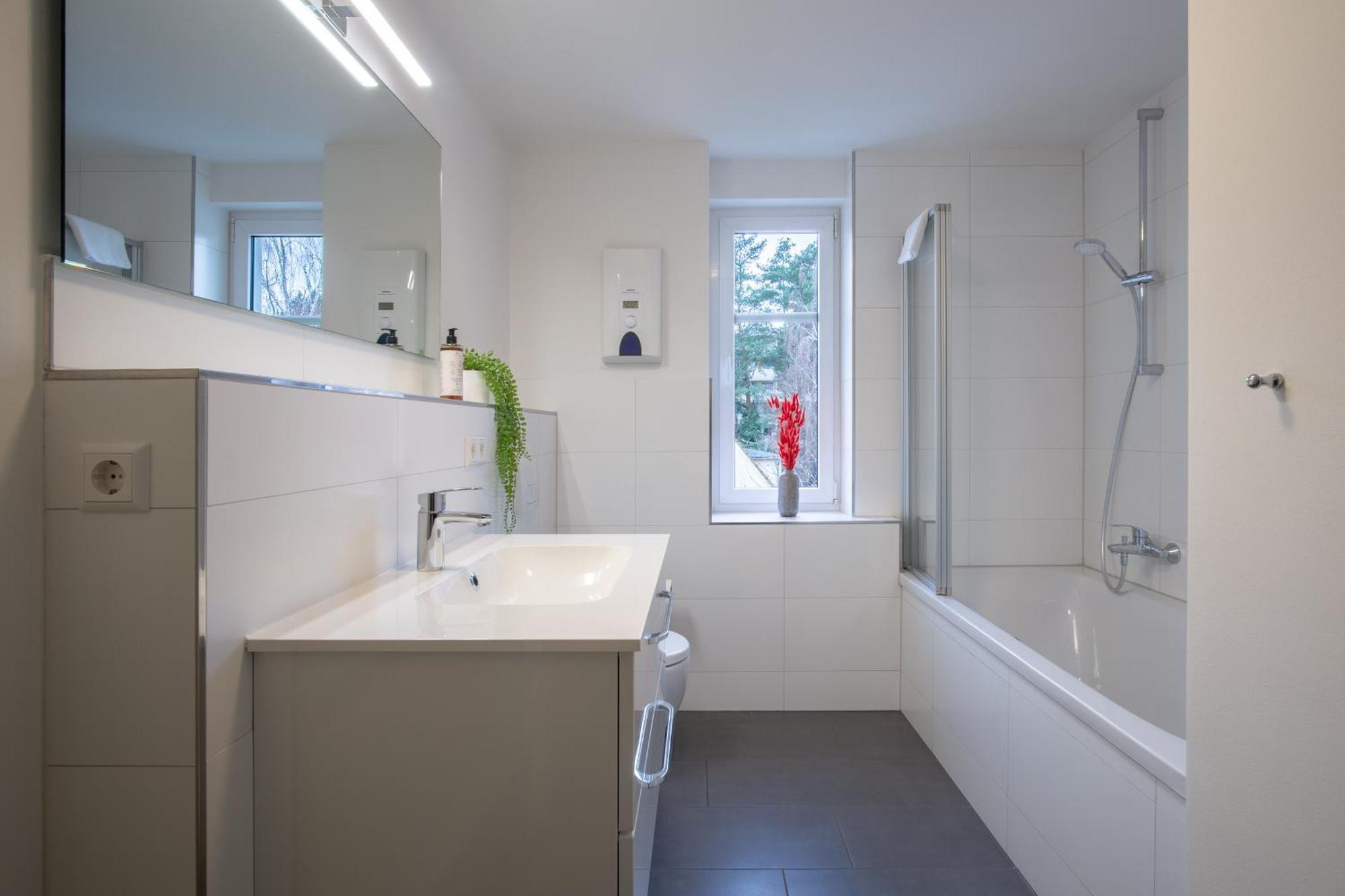 Coview - Design Apartment - 2 Schlafzimmer - Kueche - Highspeed Wlan Дрезден Екстериор снимка
